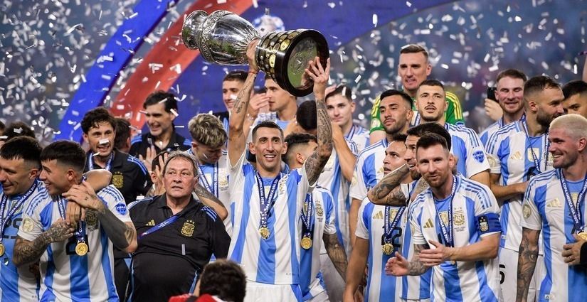 football_Post_Di Maria: Lionel Messi must play at 2026 World Cup alongside legends like Maradona_image