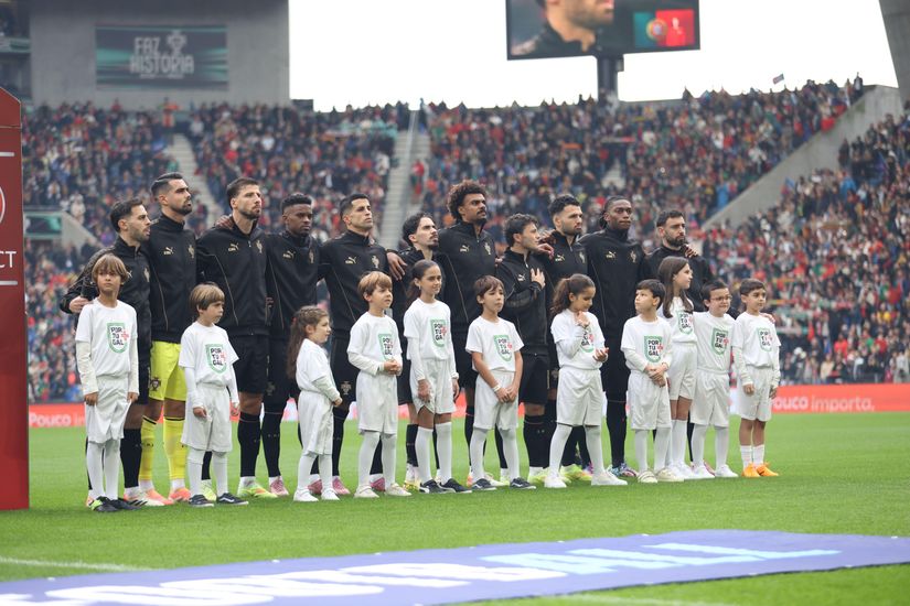 uploaded_image_2025-11-17_12-05-41