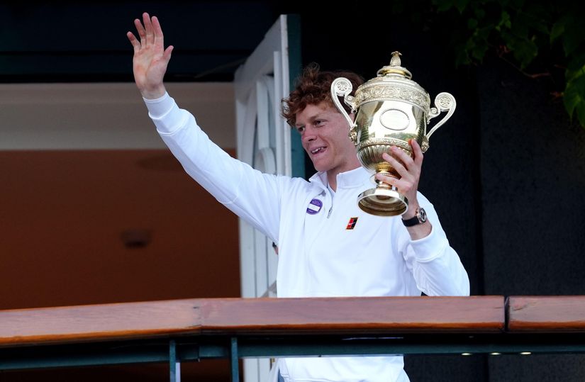 tennis_Post_Sinner Becomes "King of Wimbledon" by Beating Alcaraz_image