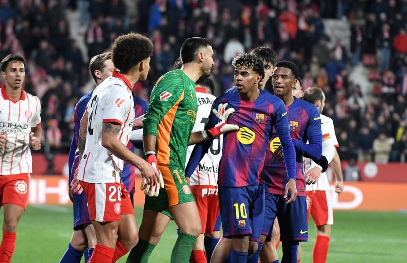 Girona stun Barcelona and hand Real Madrid the La Liga lead