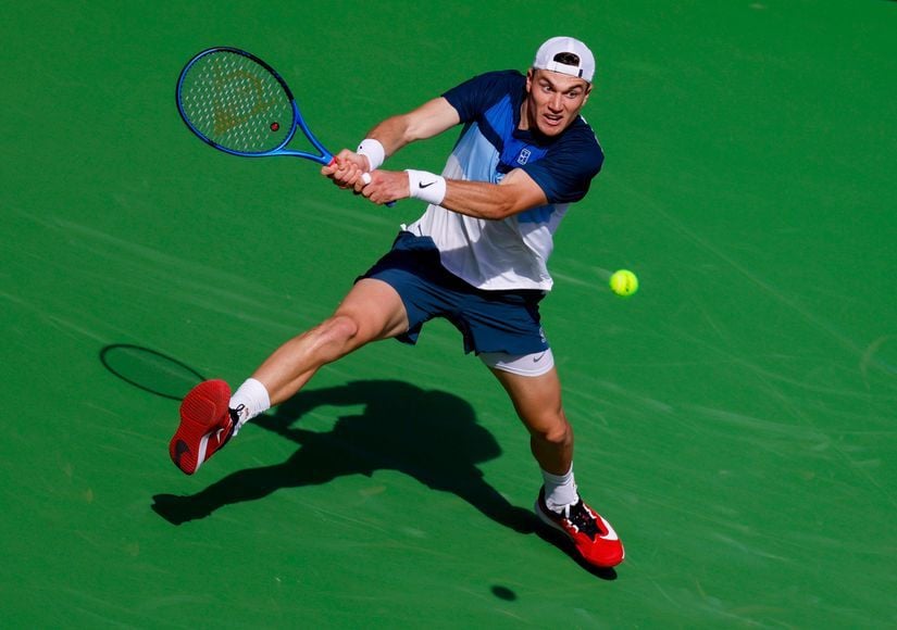 Draper Stuns Djokovic in Epic Indian Wells Comeback to Reach Quarter-Finals