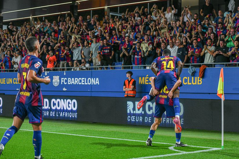 football_Post_Rashford Registers First La Liga Contribution as Barcelona Crush Valencia 60_image