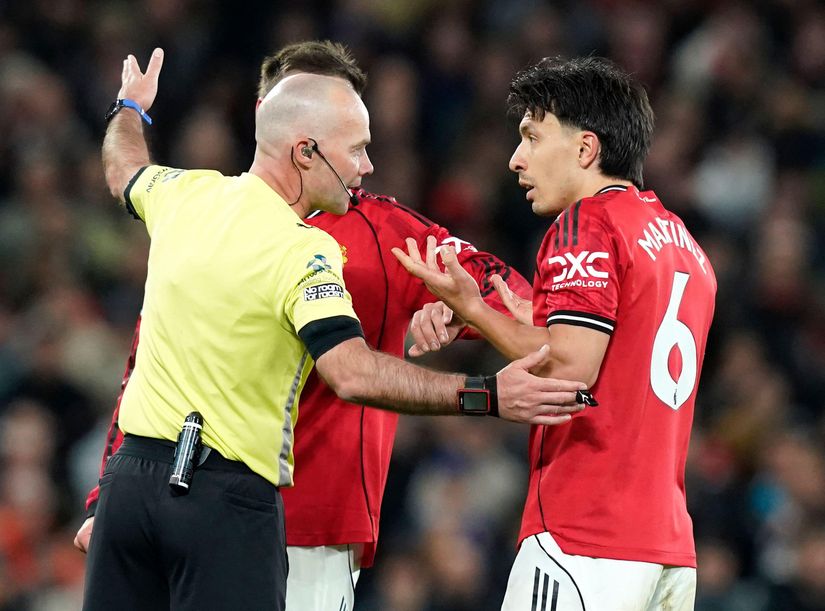 Lisandro Martinez Red Card Sparks Fury as Manchester United’s Defensive Crisis Deepens