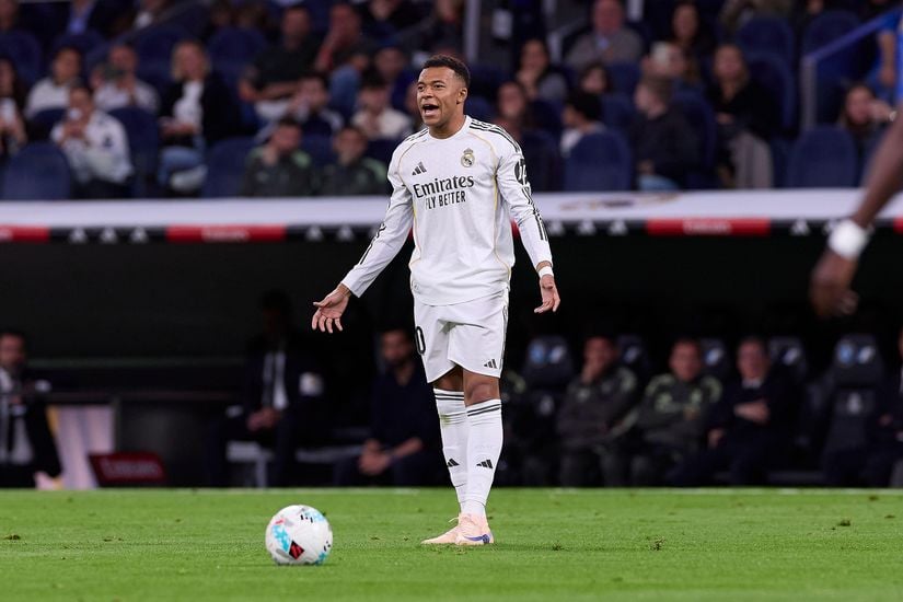 Fans Turn Against Mbappé During Real Madrid’s Win Over Oviedo