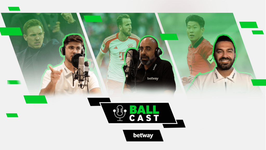 تُظهر الصورة الترويجية لـBall Cast التي أطلقتها شركة Betway Arabia أربعة أفراد يجلسون أمام الميكروفونات، مع صور للاعبي كرة قدم في الخلفية. وتتكامل الخلفية البيضاء والخضراء بشكل مثالي مع شعار Betway في الأسفل، مما يجسد جوهر الحضور الديناميكي لشركة Betway Arabia.