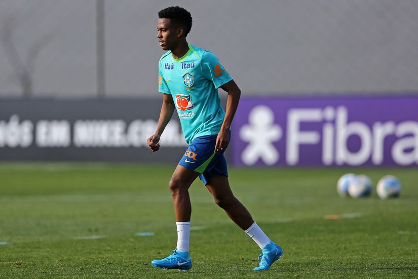 Ancelotti Hails Chelsea’s Rising Star Estevao After Brilliant Display in Brazil’s Win Over Senegal