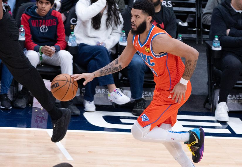 basketball_Post_Oklahoma Takes Lead in Opening Game of Western Conference Finals_image